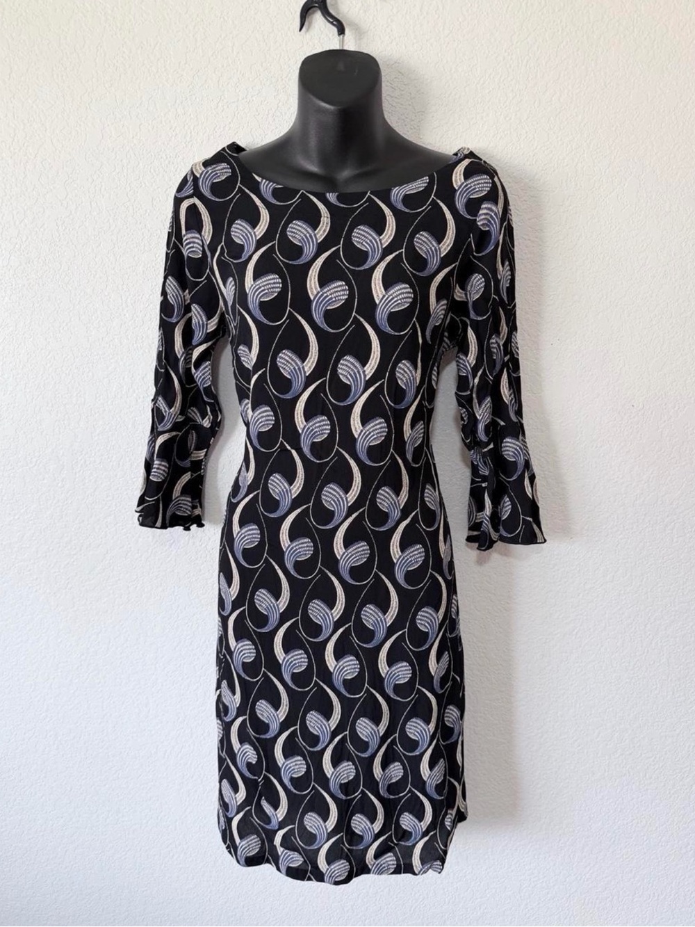 Vintage Pink Wheels Black Patterned Long-Sleeve Sheath Dress